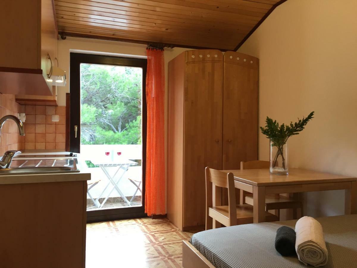 Apartmani Lisac Baška Eksteriør billede