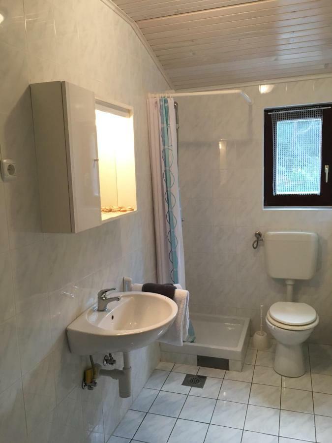 Apartmani Lisac Baška Eksteriør billede