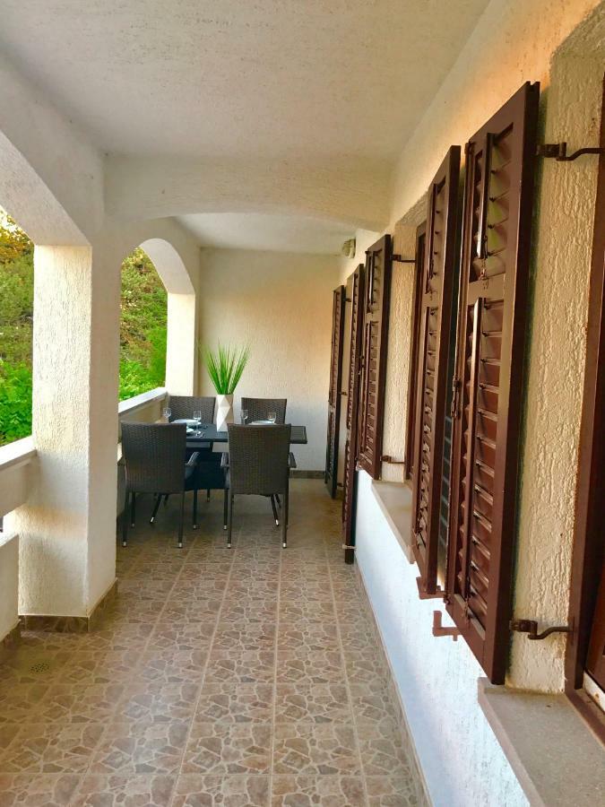 Apartmani Lisac Baška Eksteriør billede