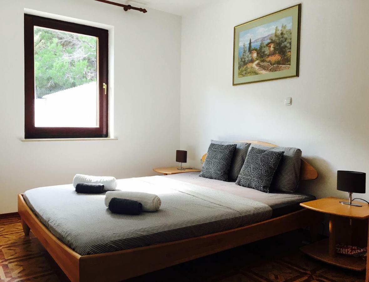 Apartmani Lisac Baška Eksteriør billede